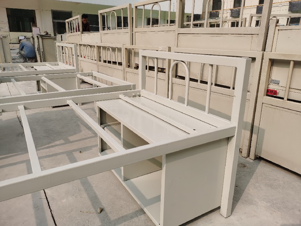 教育培訓(xùn)場所維護(hù)的優(yōu)選：醇酸底漆的卓越性能與應(yīng)用