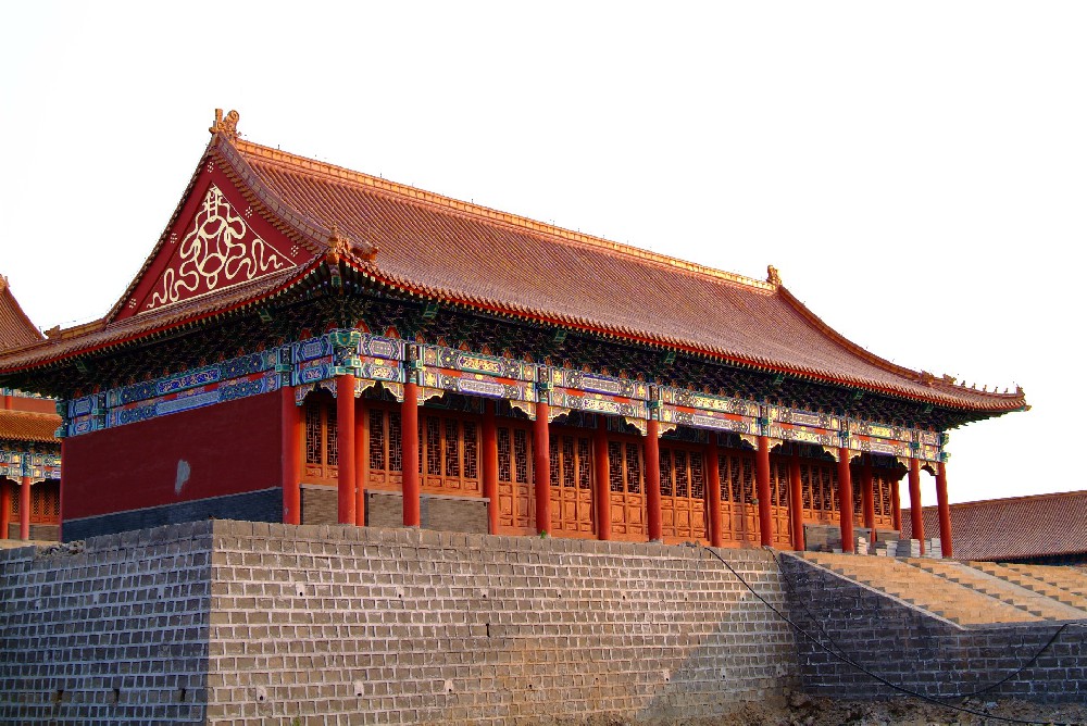 筑就堅(jiān)固防線，守護(hù)美好家園 —— 探索晨虹醇酸磁漆在建筑外墻維護(hù)中的卓越表現(xiàn)