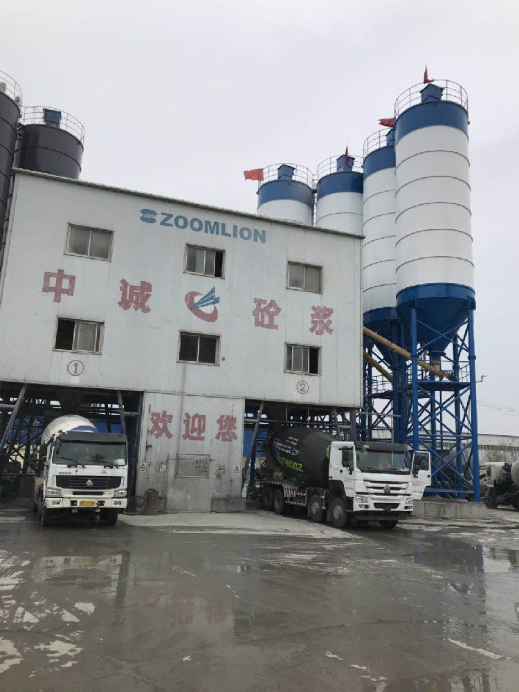 外設(shè)施煥新顏，醇酸專用汽車漆打造持久保護